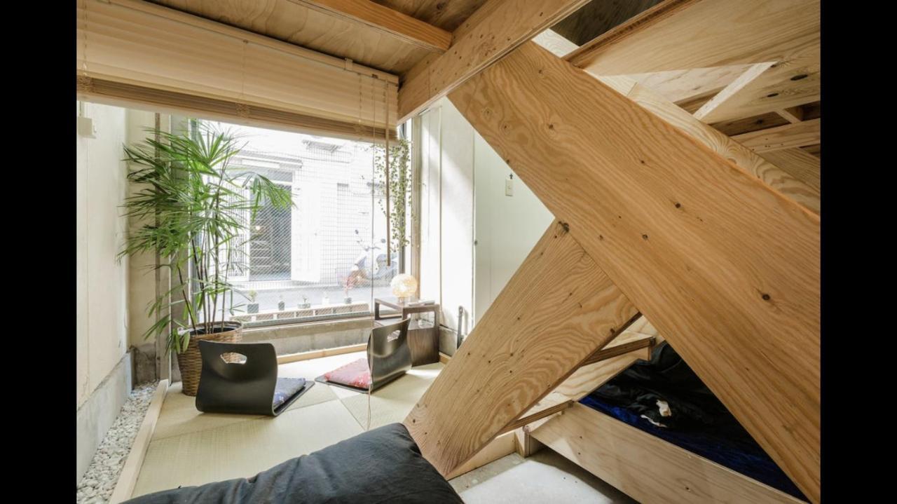 Music Uni Street Backpacker'S Hostel Тоёнака Экстерьер фото